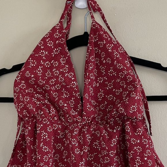 Open-back Halter Top - Picture 5 of 6